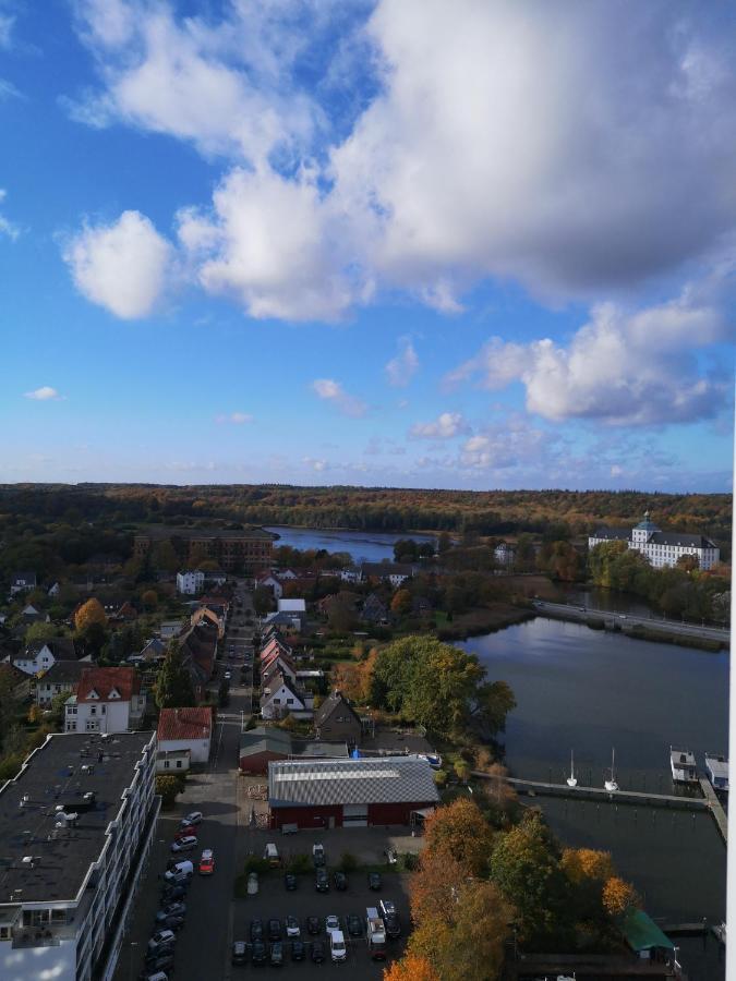 Ferienwohnung Im Wikingturm Schleswig Ngoại thất bức ảnh
