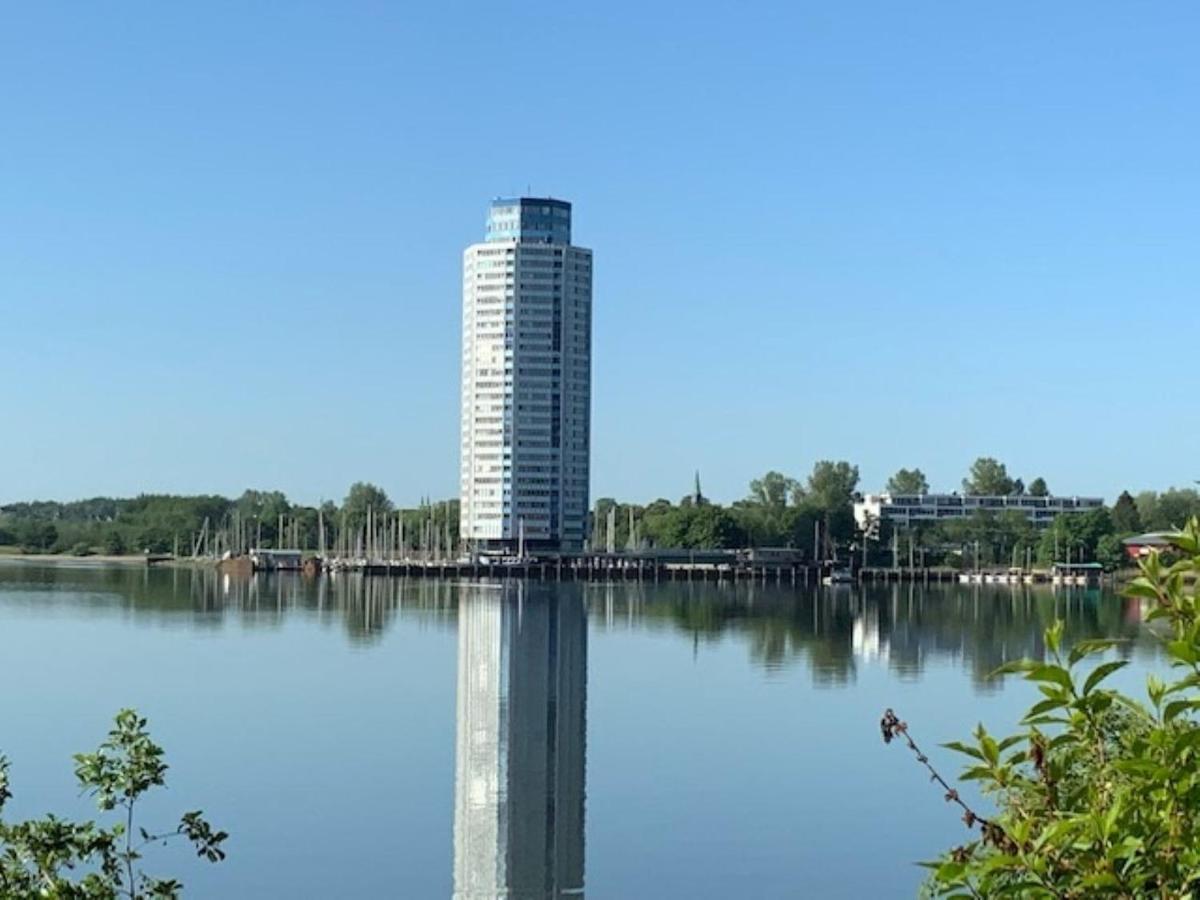 Ferienwohnung Im Wikingturm Schleswig Ngoại thất bức ảnh