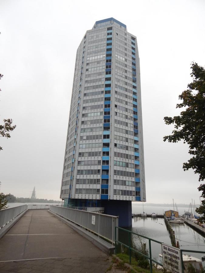 Ferienwohnung Im Wikingturm Schleswig Ngoại thất bức ảnh